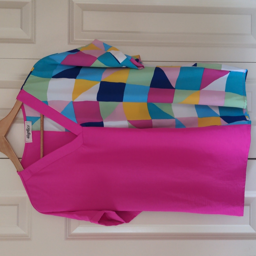 Haptics Women's Pink Colorblock V-Neck Blouse